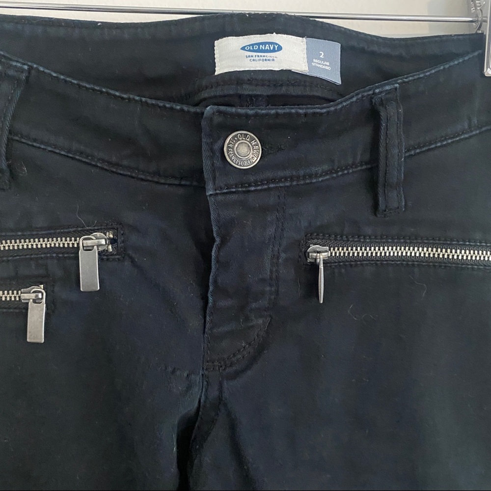 Old navy zipper pants - Picture 2 of 3